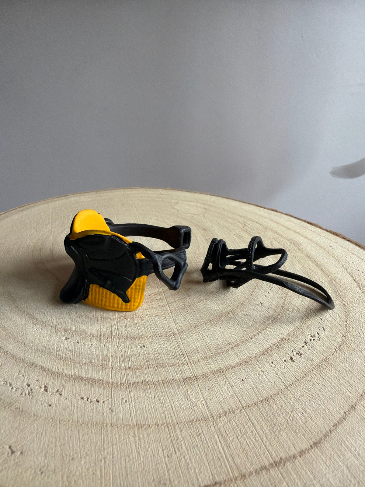 ✨ Re-Loved Rockstar Saddle and Bridle – Yellow✨