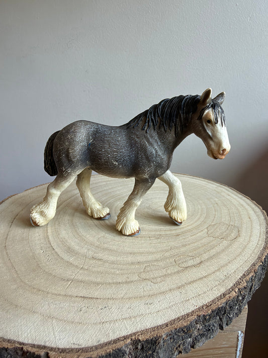 ✨Re-Loved Rockstar Shire – Mablel✨ 2004