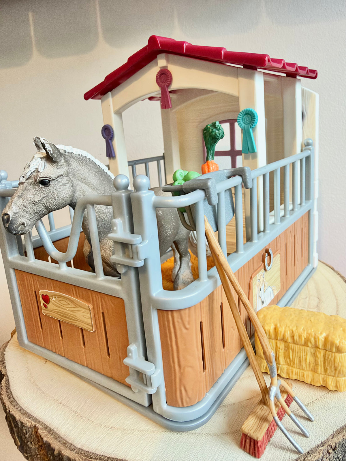Angel – Re-Loved Schleich Silver Dapple Mare & Her Own Stable Set