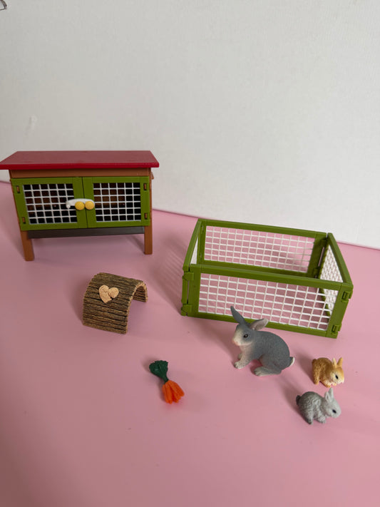Schleich Rabbit Hutch and Bunnies