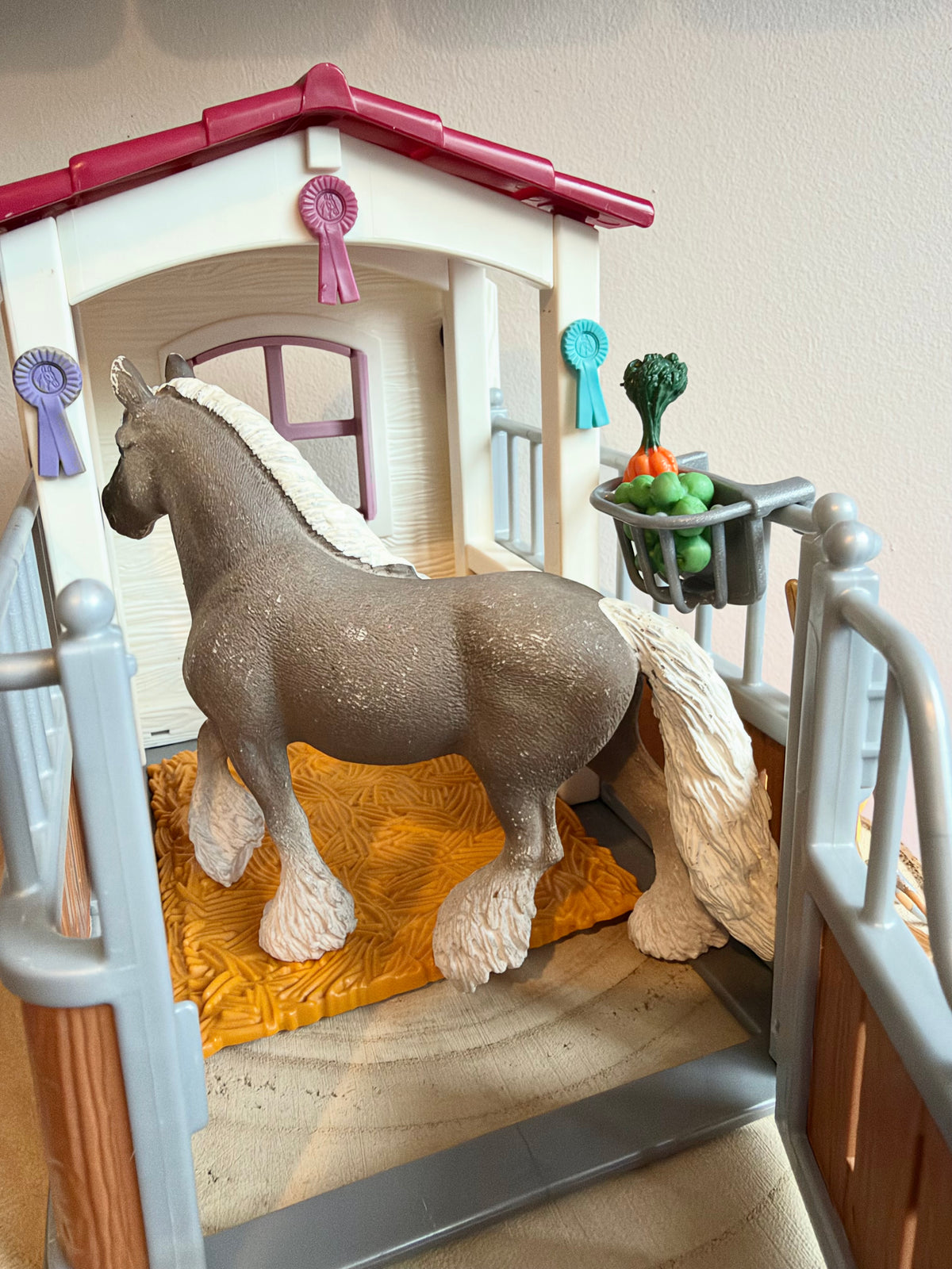Angel – Re-Loved Schleich Silver Dapple Mare & Her Own Stable Set