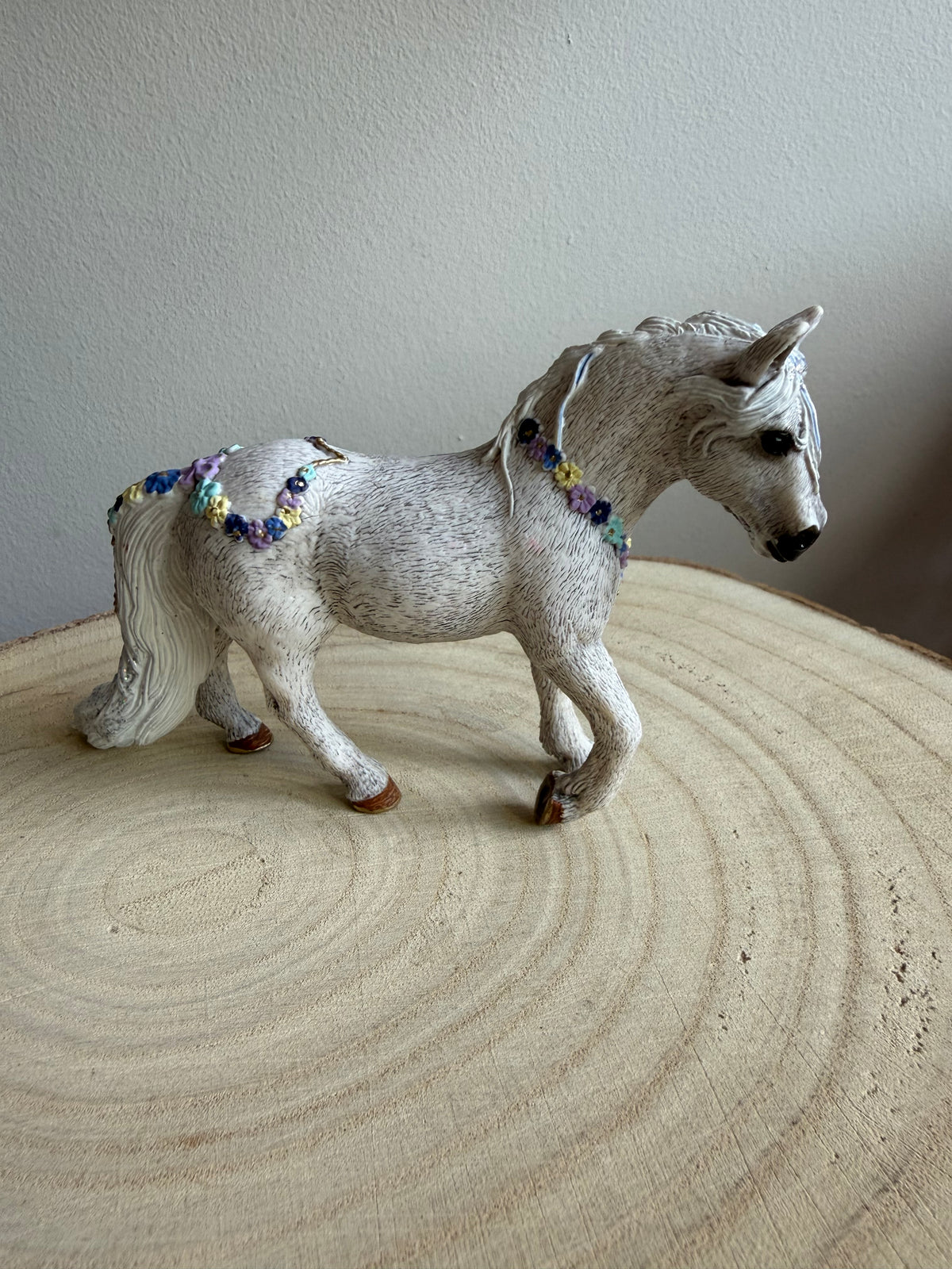 ✨Re-Loved Rockstar Bayala Pony 2007