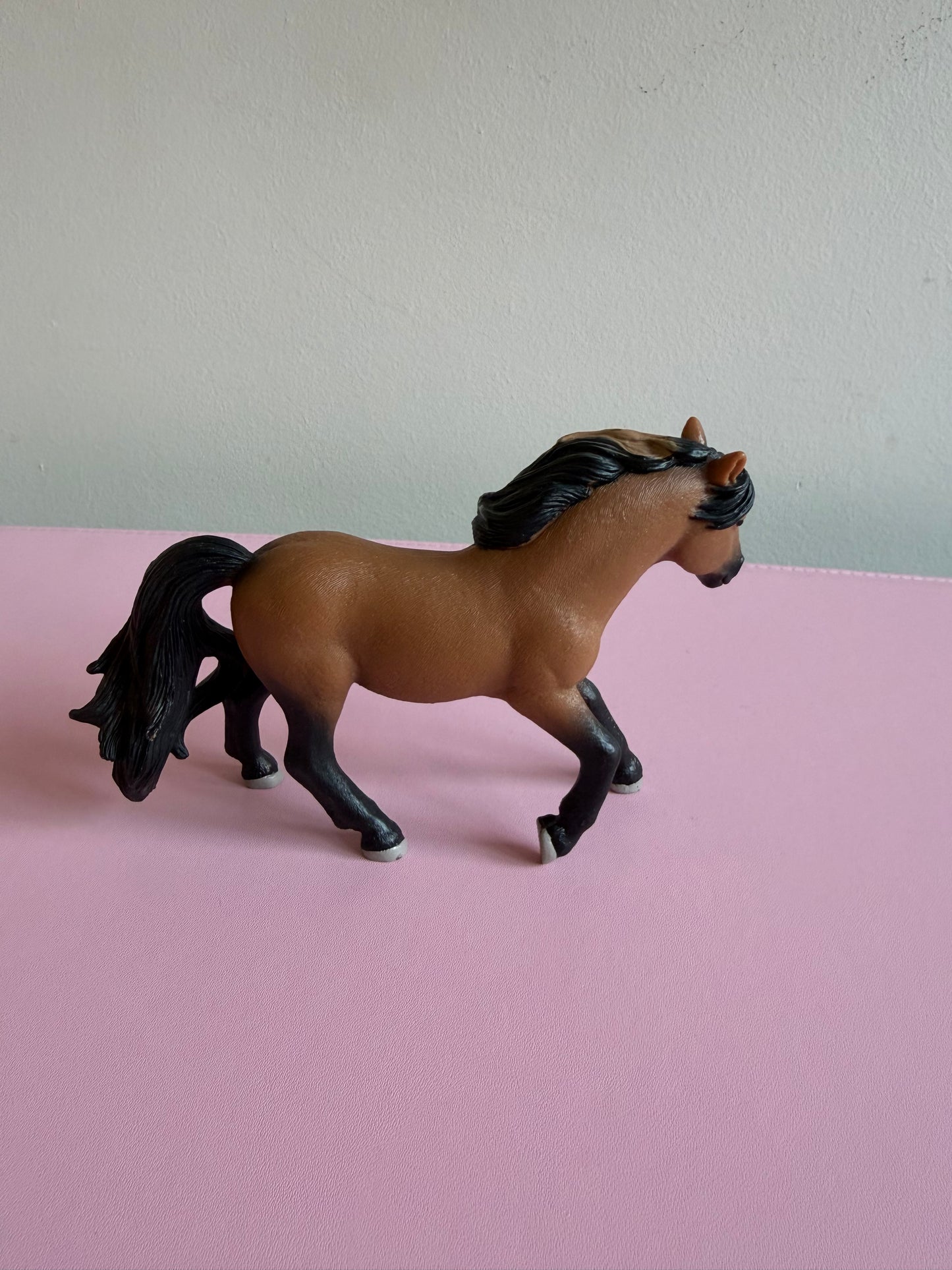 ✨Re-Loved Rockstar Icelandic Pony Stallion– Caramel Advent Calendar Exclusive