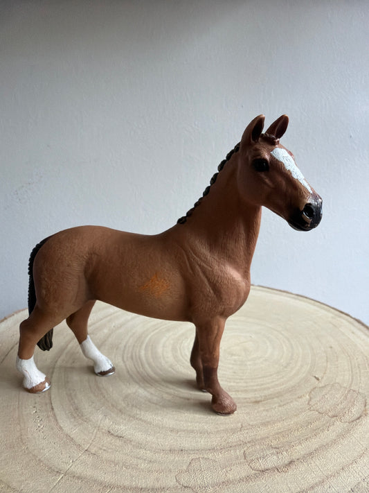 ✨Re-Loved Rockstar- Hanoverian Stallion – Harry- Pre-Loved Schleich– £3 • Damaged ✨