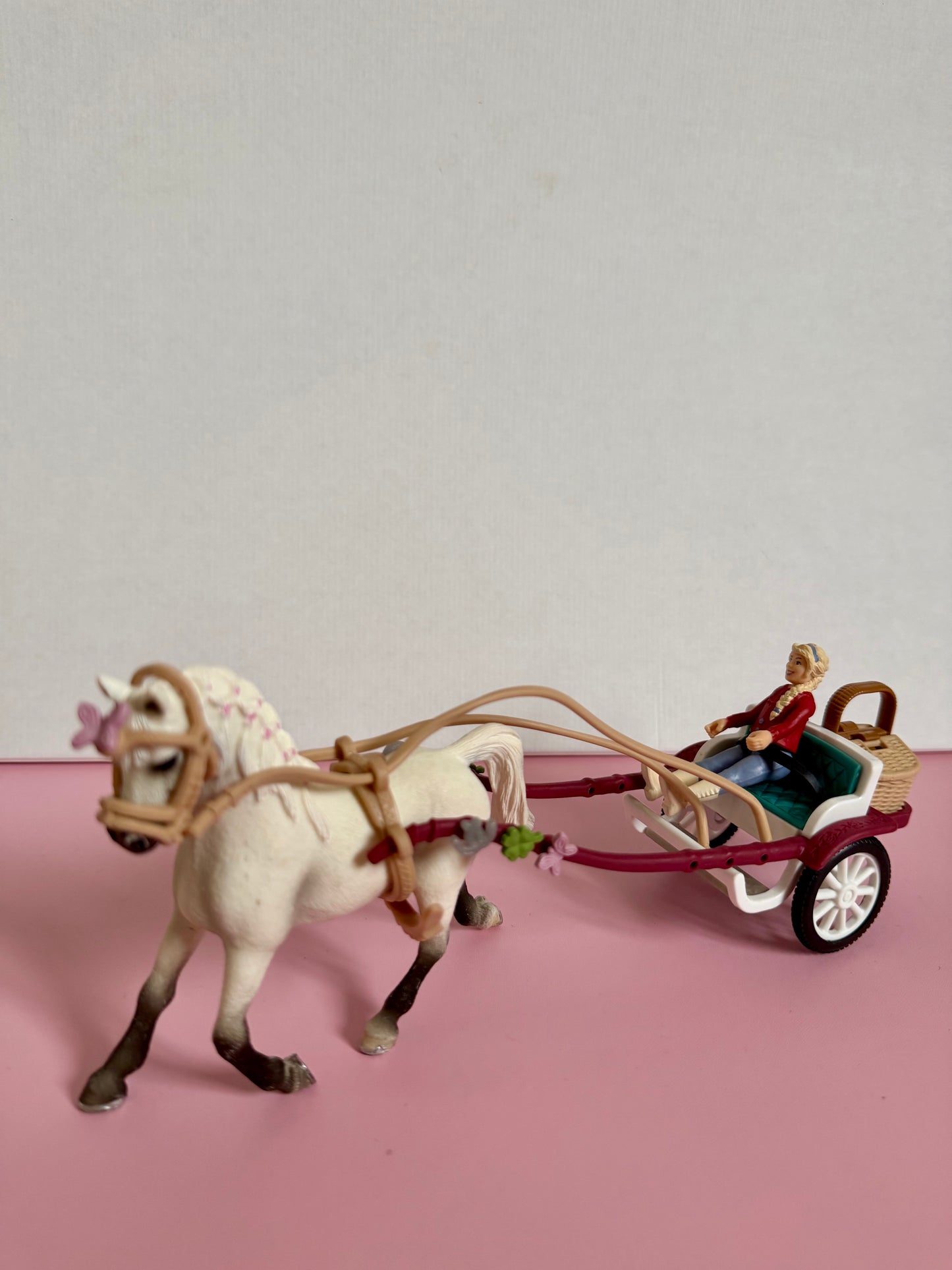 Re-Loved Rockstar: Arab Mare and Carriage Picnic Set