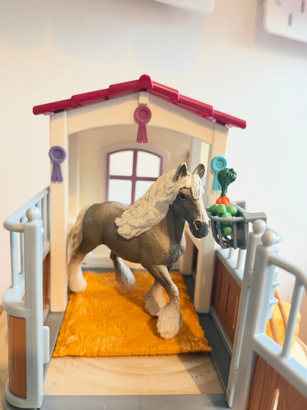 Angel – Re-Loved Schleich Silver Dapple Mare & Her Own Stable Set