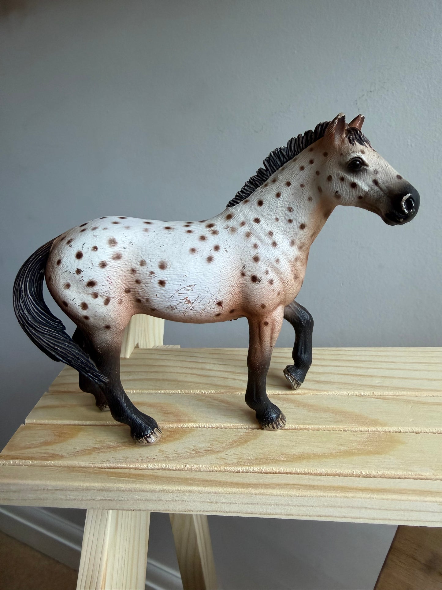 ✨Re-Loved Rockstar Knabdtrupper Stallion – Zach✨