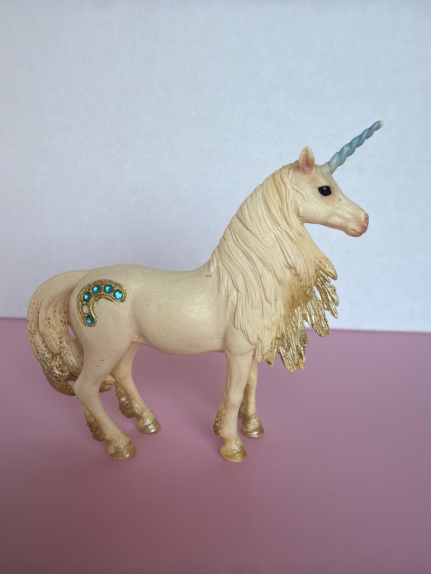 ✨Re-Loved Rockstar – Bayala Unicorn- Goldie ✨