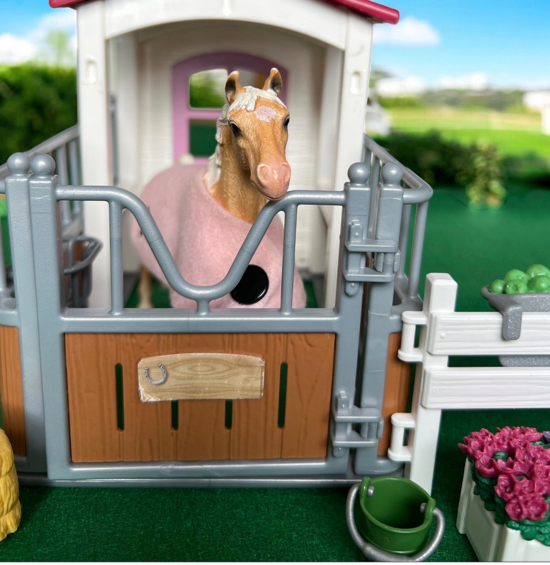 Re-Loved Rockstar: Glimmer the Palomino Schleich American Saddlebred