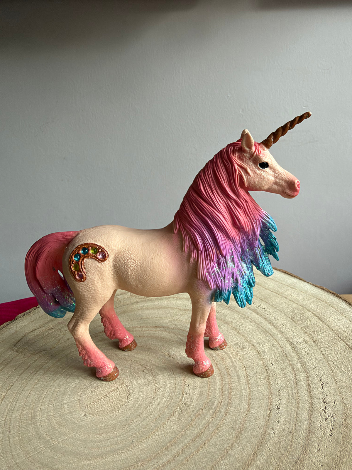 ✨Re-Loved Rockstar Schleich Rainbow Unicorn- ‘Cherry’✨