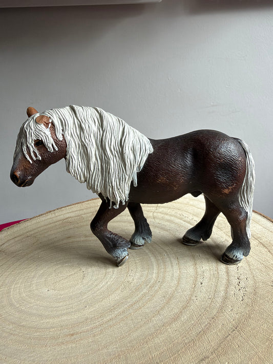 ✨ Re-Loved Rockstar: Bracken – Schleich Black Forest Stallion (Damaged ear 🥹) ✨