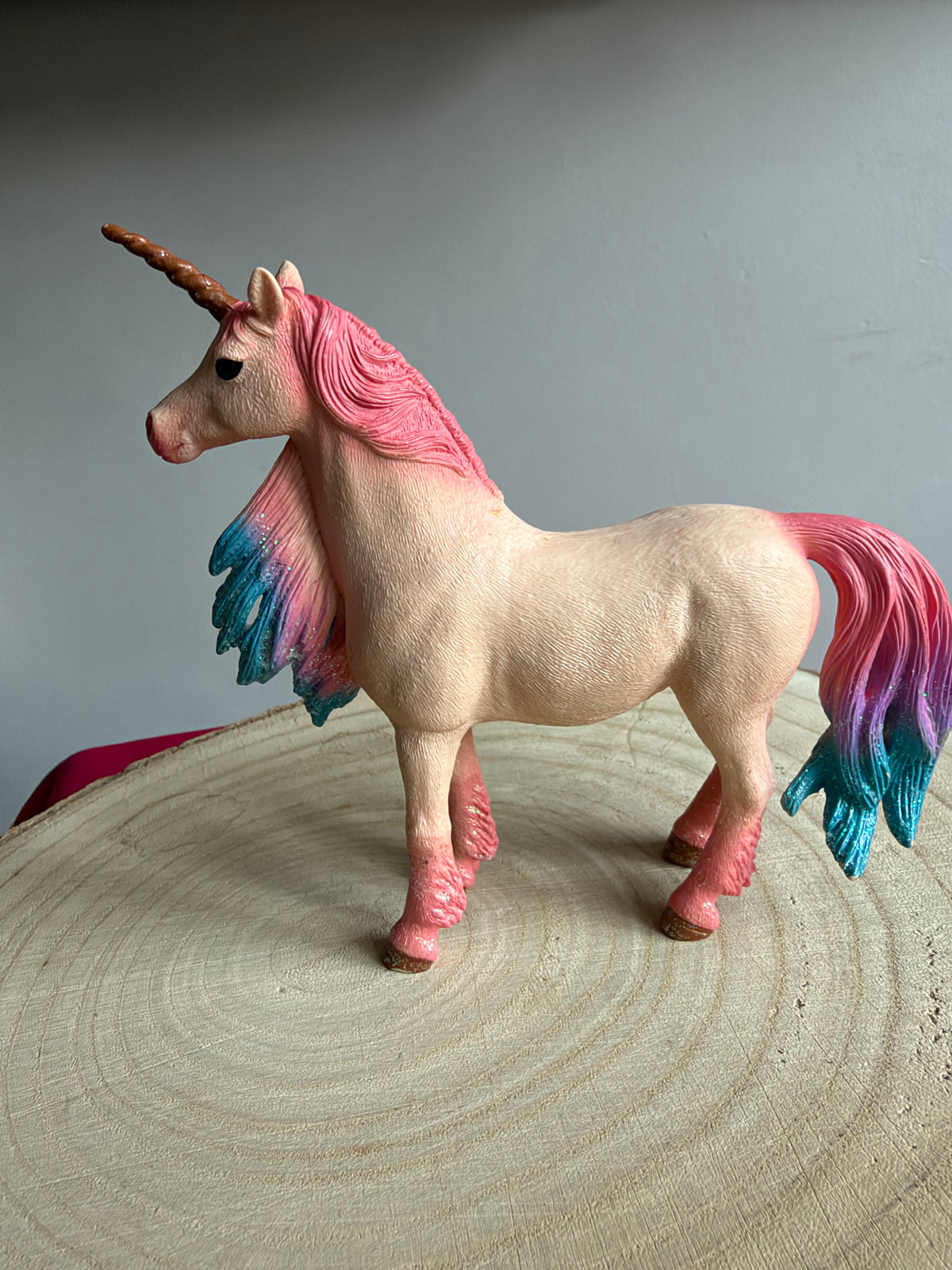 ✨Re-Loved Rockstar Schleich Rainbow Unicorn- ‘Cherry’✨